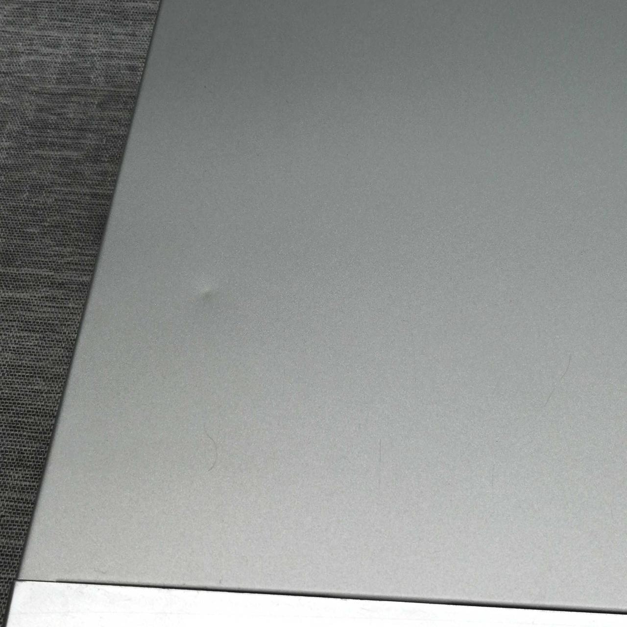 凹んでるところあります