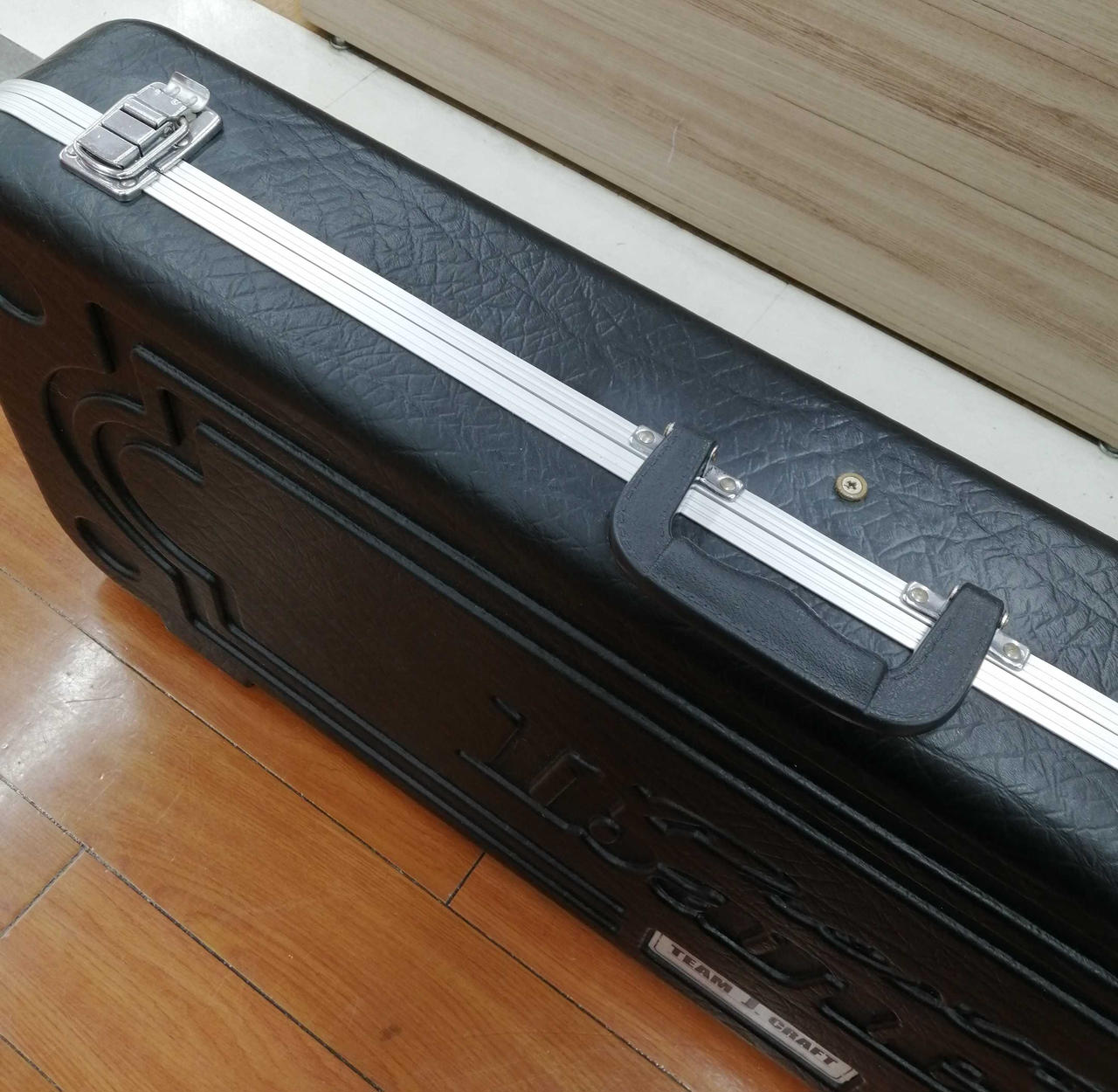 Ibanez.初期ロゴNo677輸出モデル 希少!ハードケース付き(取って無し) Ibanez.初期ロゴNo677輸出モデル 希少!ハードケース付き(取って