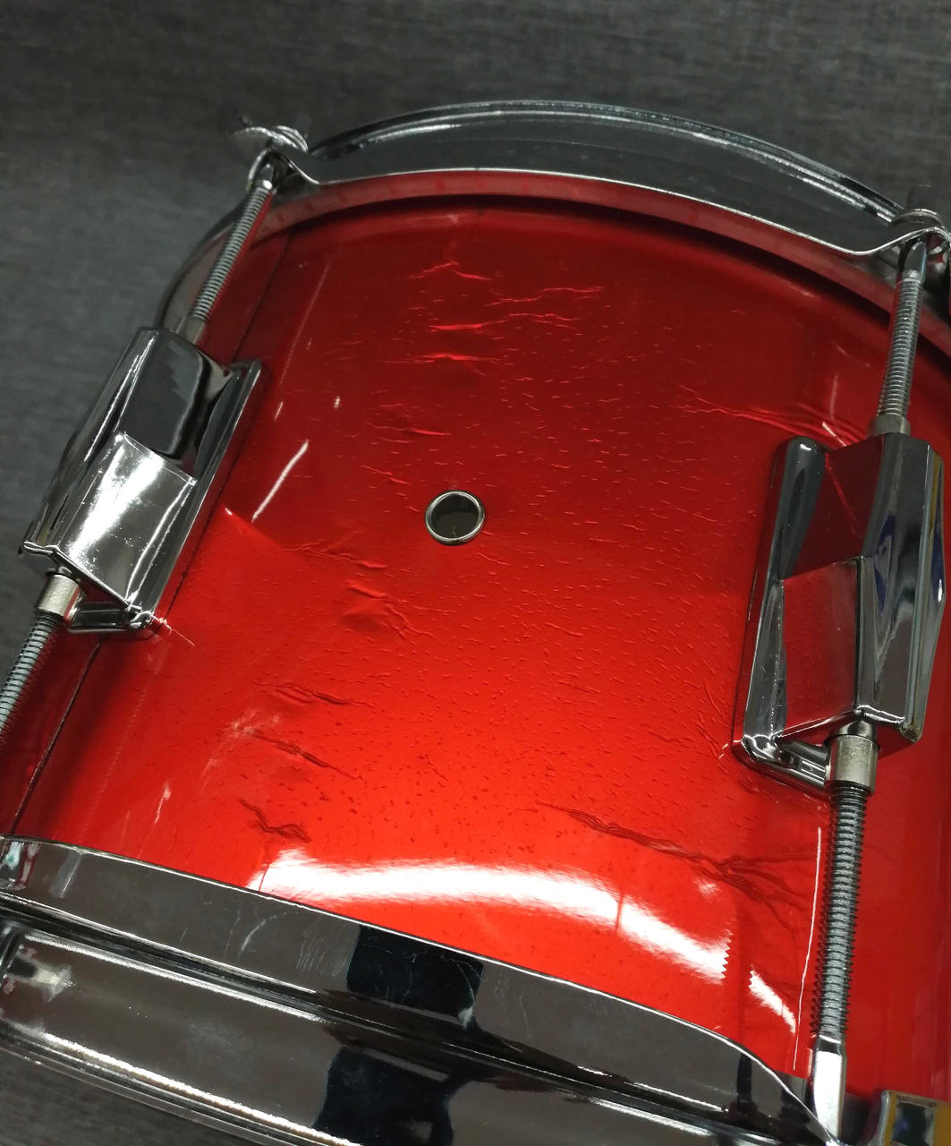 外側塗装にシワあります。