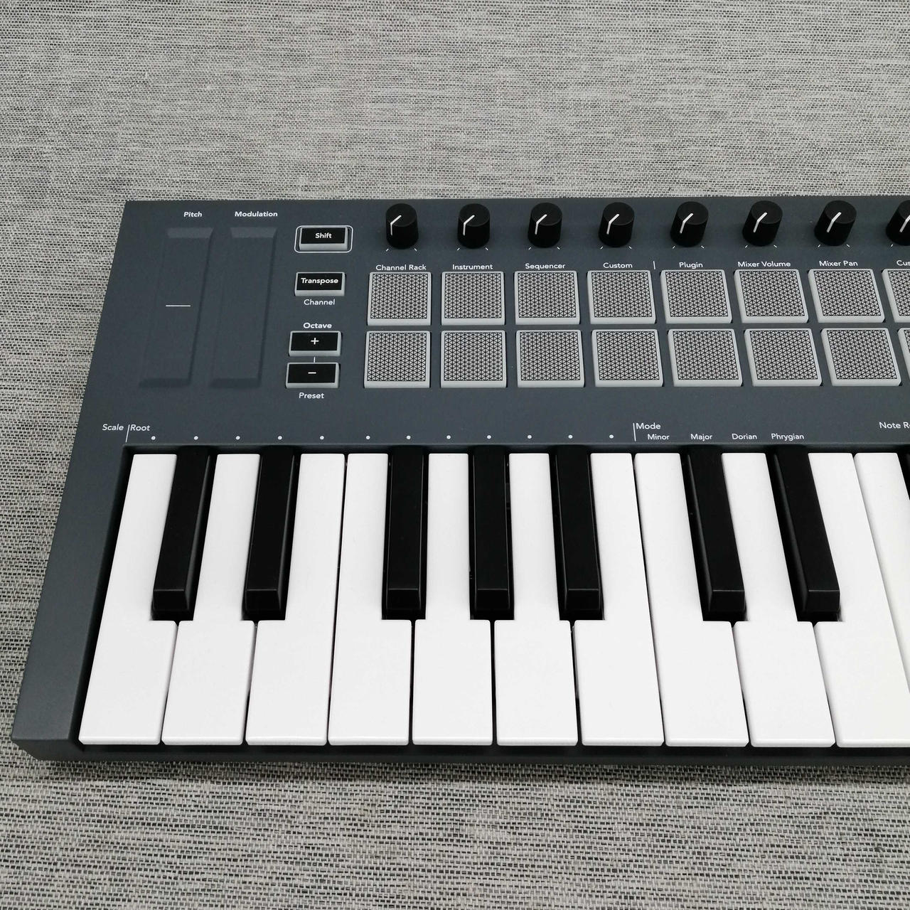 NOVATION|MIDIキーボード|HARDOFFオフモール（オフモ）|1010490000040260