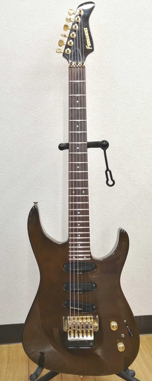 弦交換 FERNANDES エレキギター キルト柄レッド ゴールドパーツ PRS Paul's Guitar Yellow Tiger Core 2022年製 エレキギター