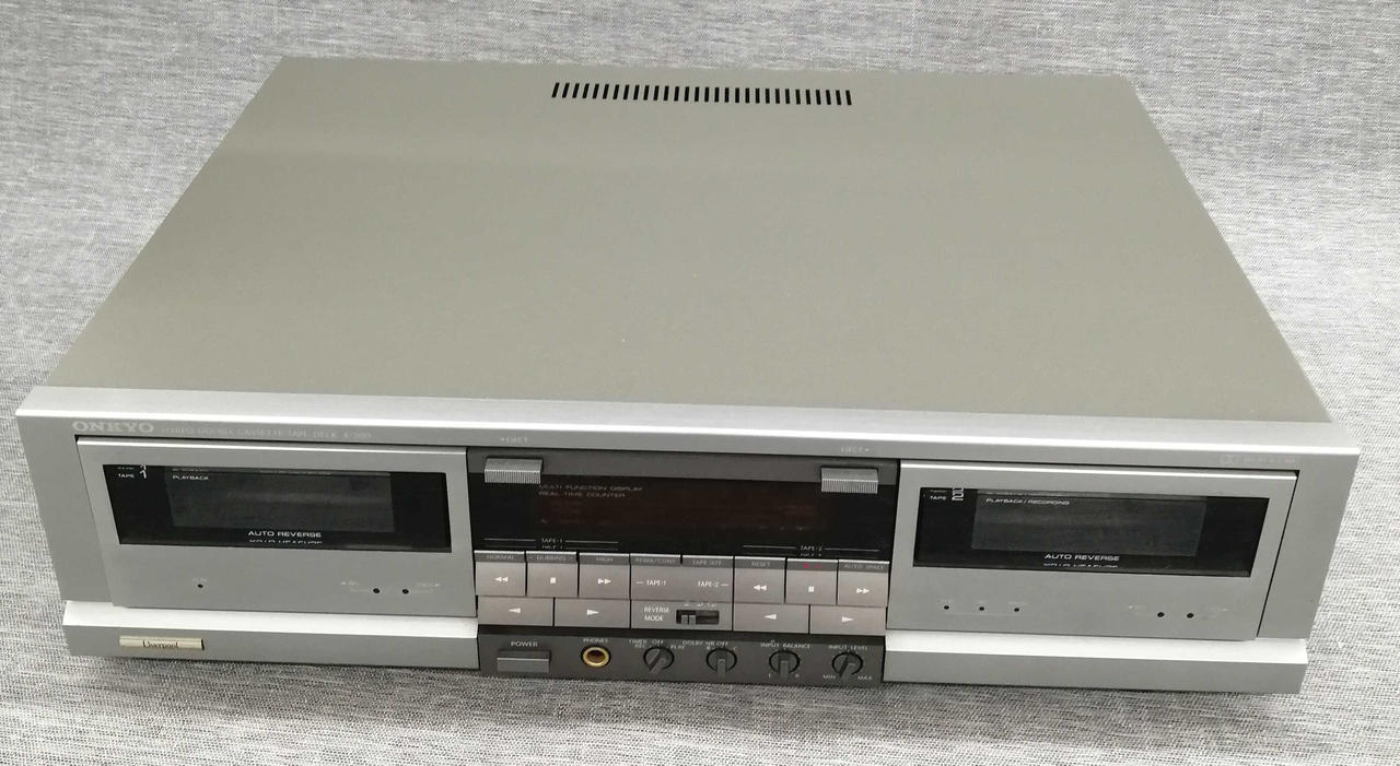 ONKYO スピーカー　カセットデッキ　セット ONKYOのオーディオ機器がミニチュアに！ M-6スピーカーや