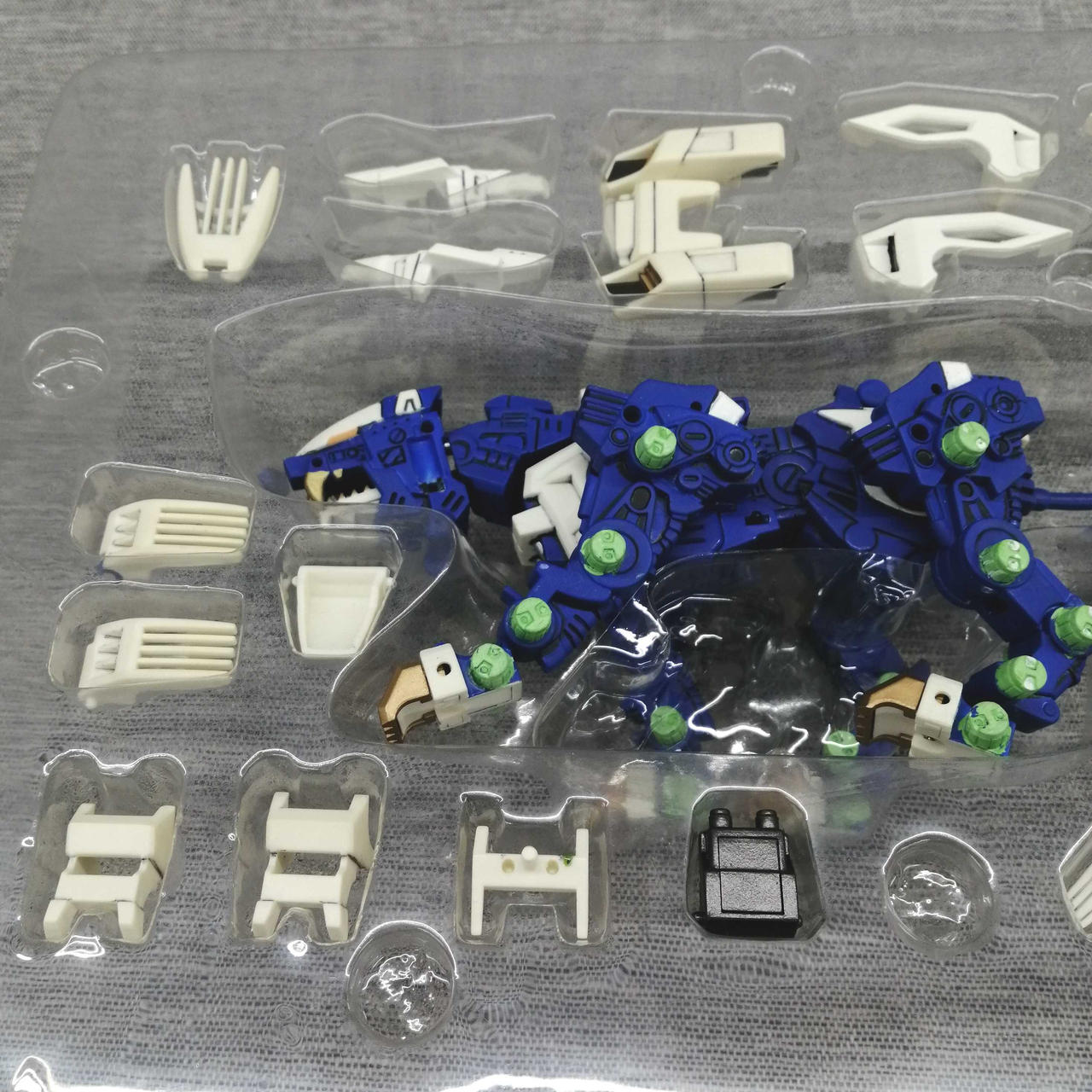 黄ばみ見られます