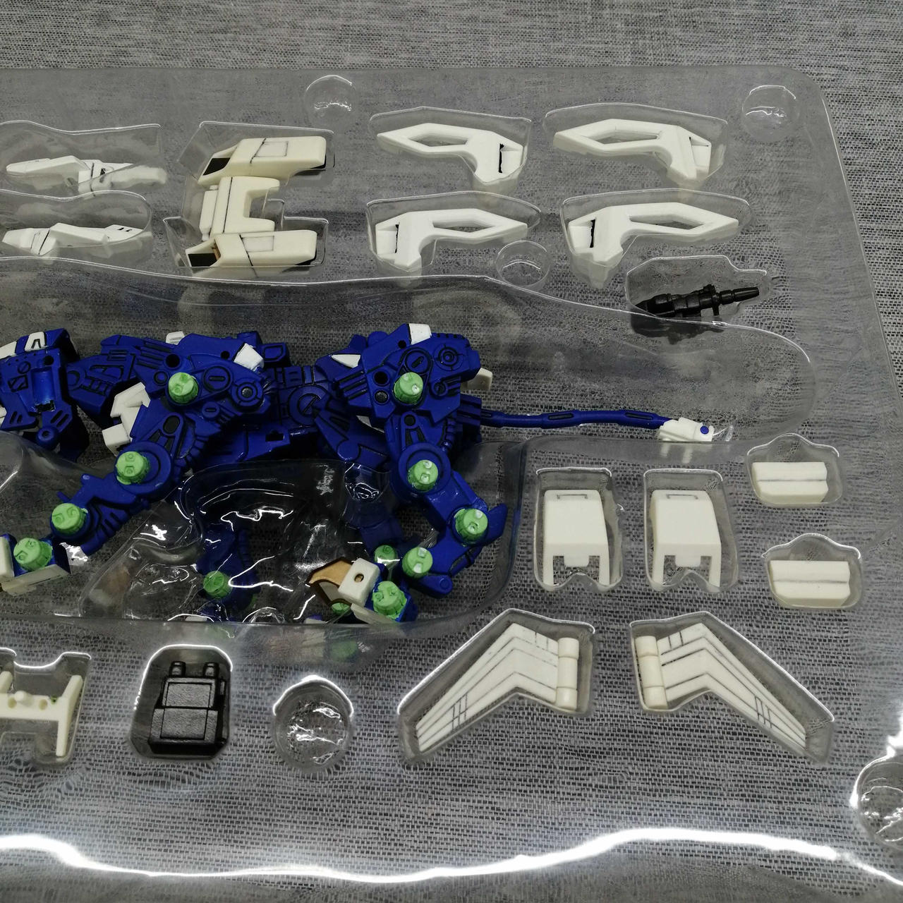 黄ばみ見られます