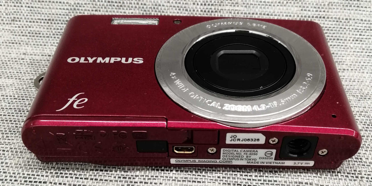 OLYMPUS FE レッド FE-4050 コンパクトデジタルカメラ Olympus FE-4050