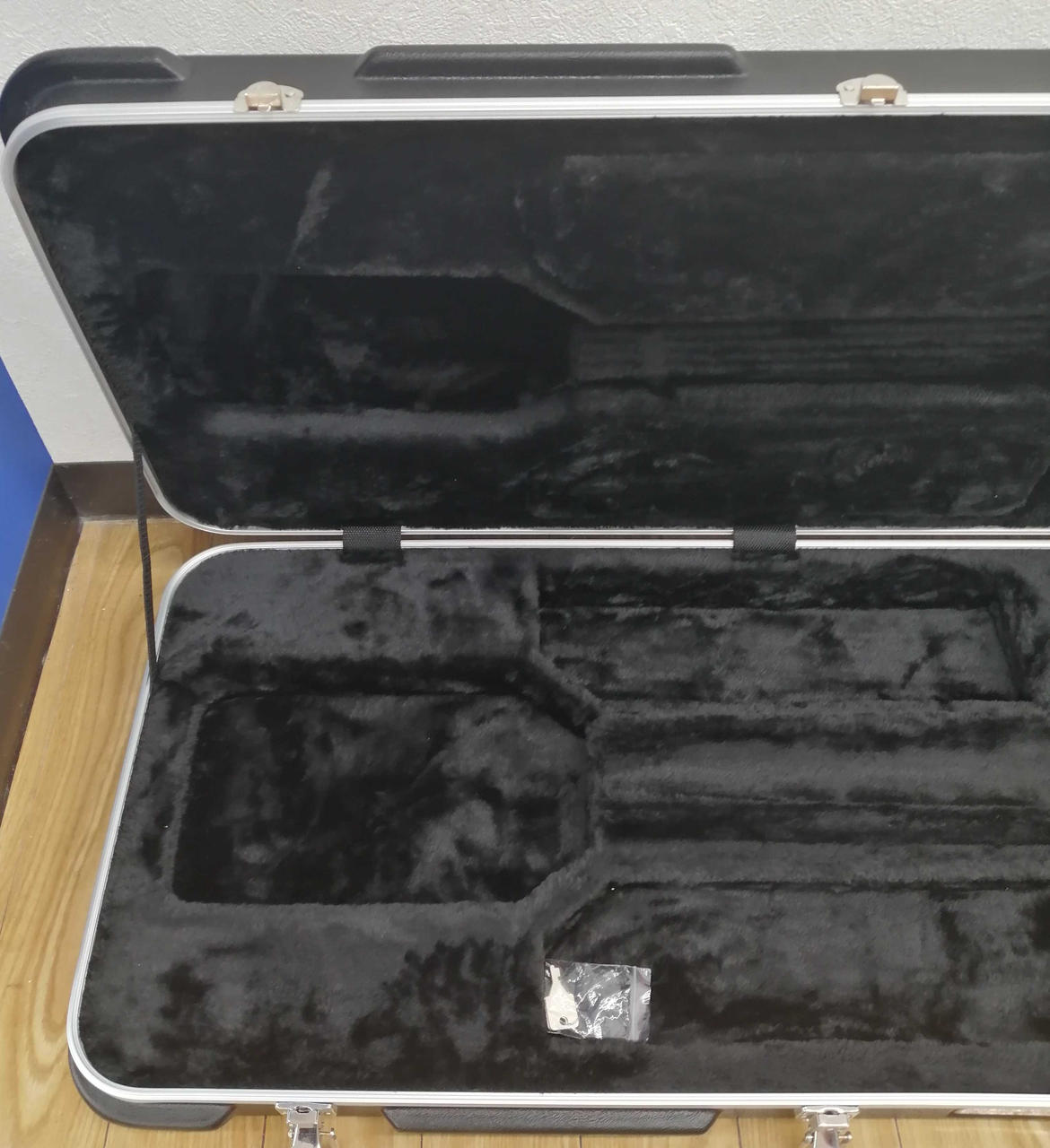 MUSICMAN|ハードケース|HARDOFFオフモール（オフモ）|1010490000041199