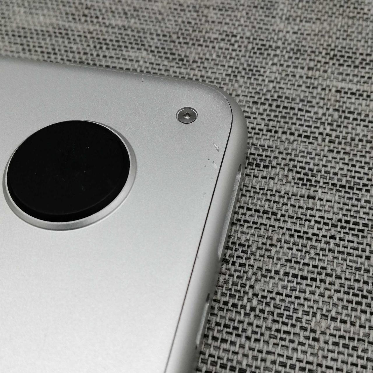 小さいキズあります