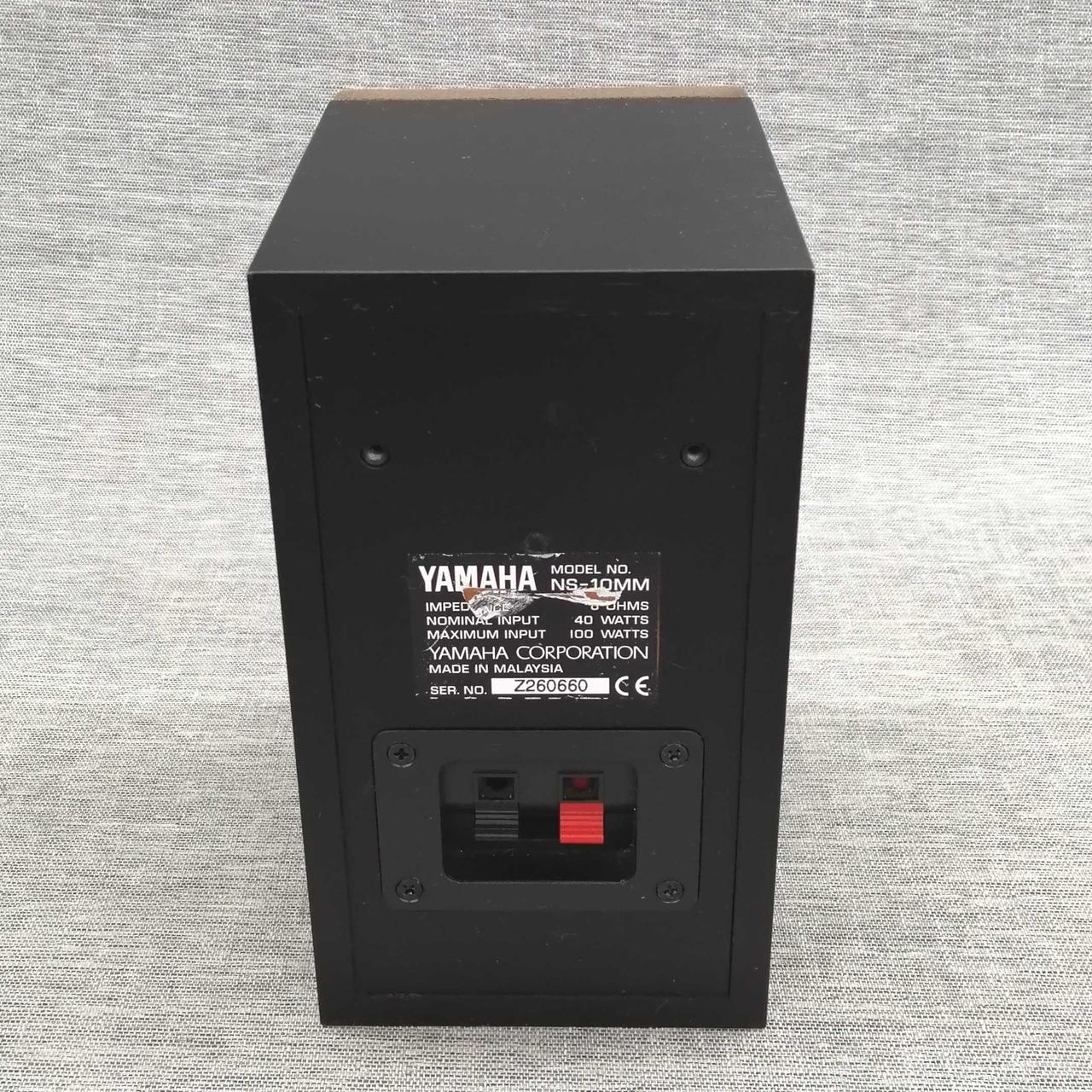 シール剥がれかけてます