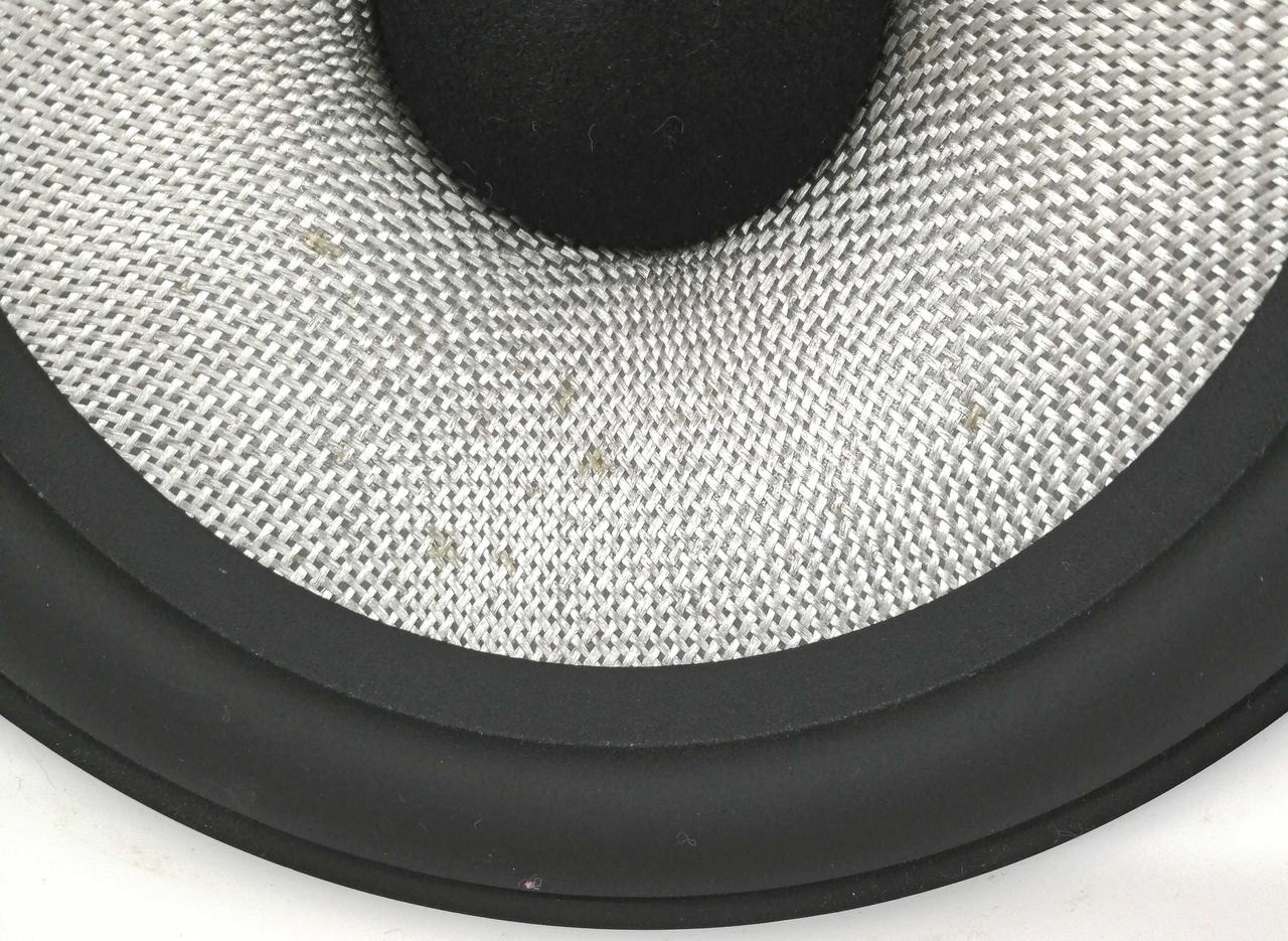 コーン紙シミ汚れあり