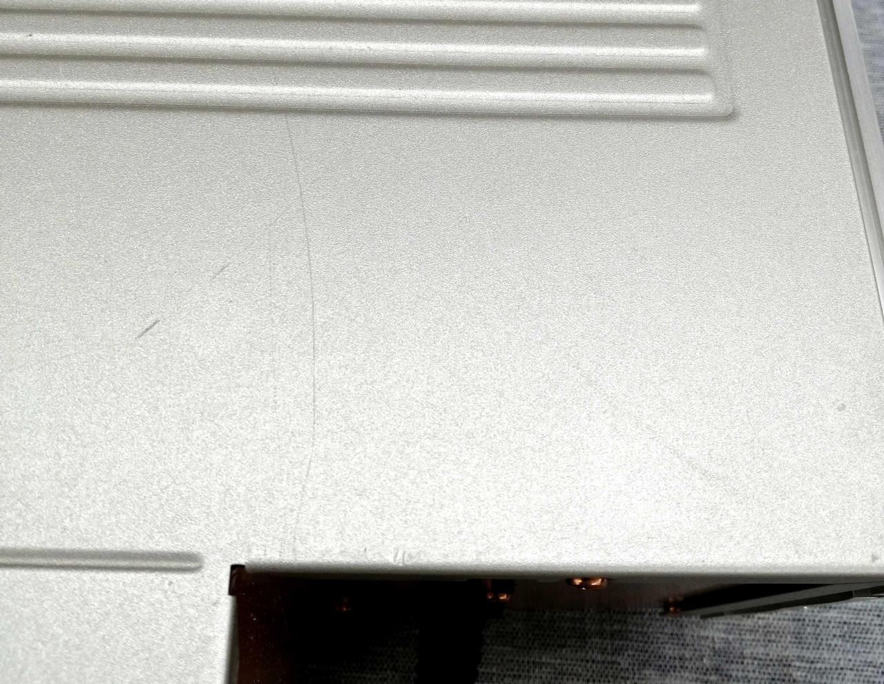 天板スリキズあります