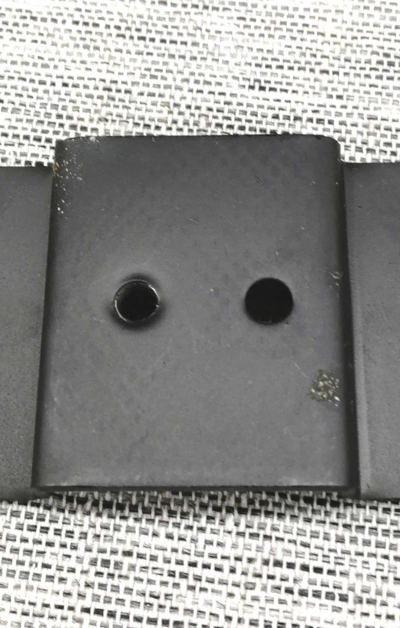 スタンド固定ネジ欠品