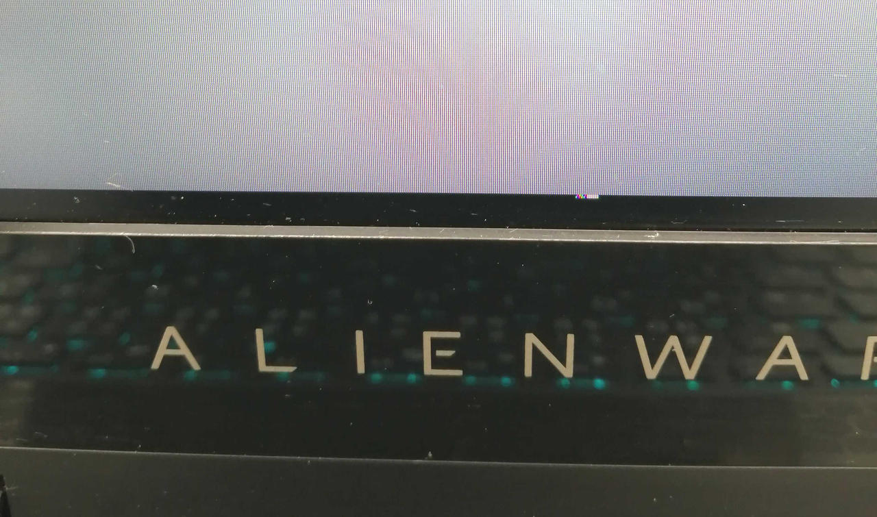 液晶下部表示不良あります