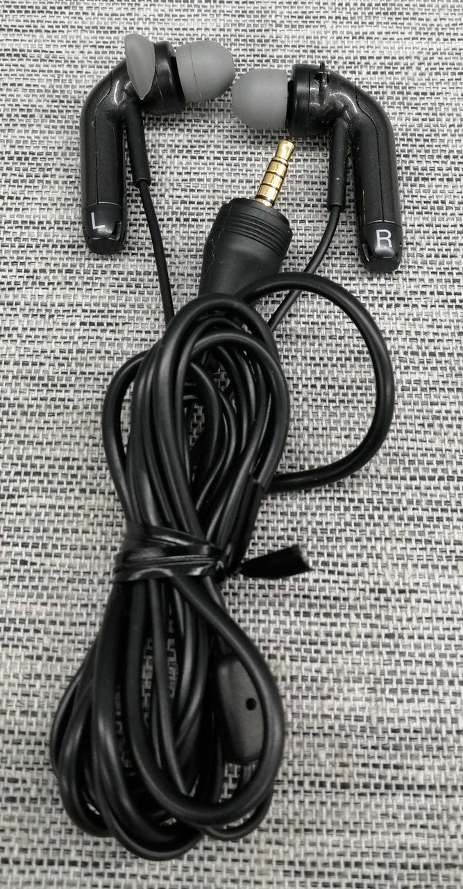 右側セルフフィットホルダー欠品