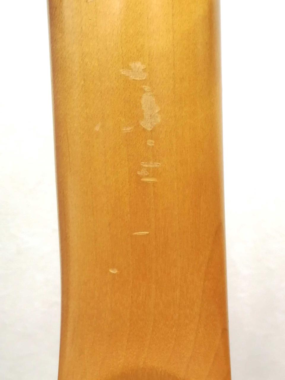 ネック裏キズあり