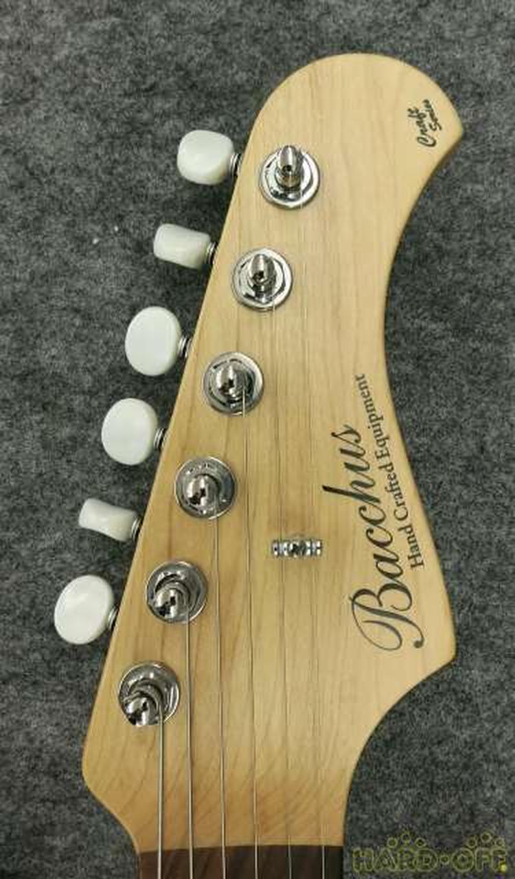 Bacchus ジャパンヴィンテージ フェンダーヘッド時代のストラト