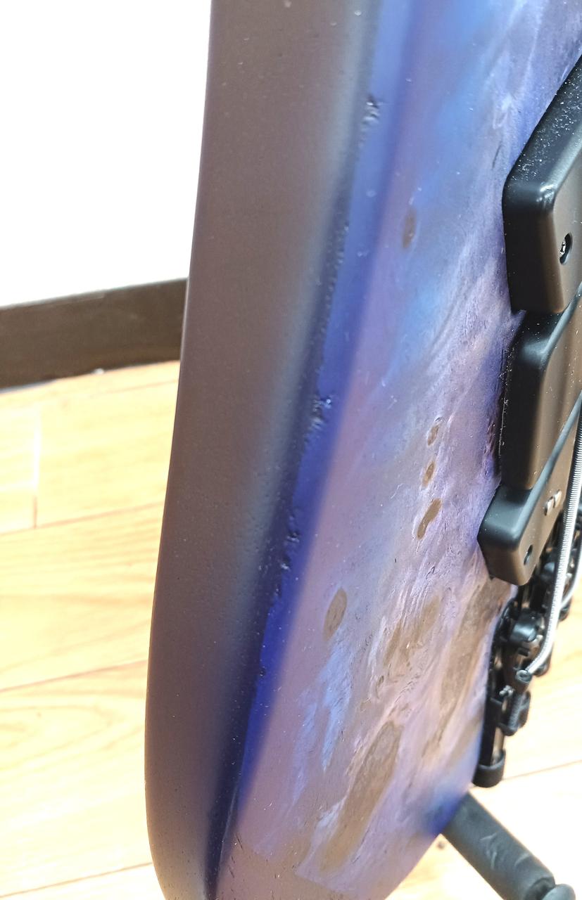 ボディーキズあります