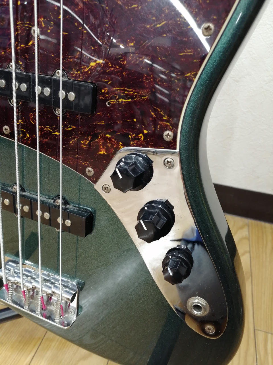 Bacchus エレキベース WOODLINE-HOLLOW4 FUYUZAKURA WSE'23/E | Deviser ｜株式会社