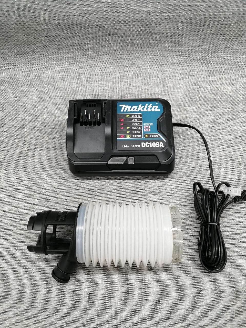 Makita - マキタ　充電ハンマドリル　18v hr165d  駆動部消耗品　新品に交換済み マキタ 18V 充電式ハンマドリル HR183DZK 18mm SDSプラス 本体＋