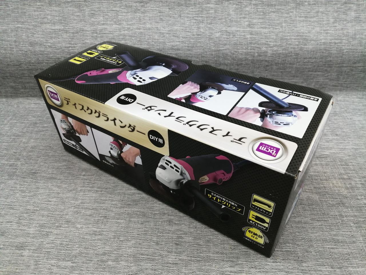 外箱に色焼けあります