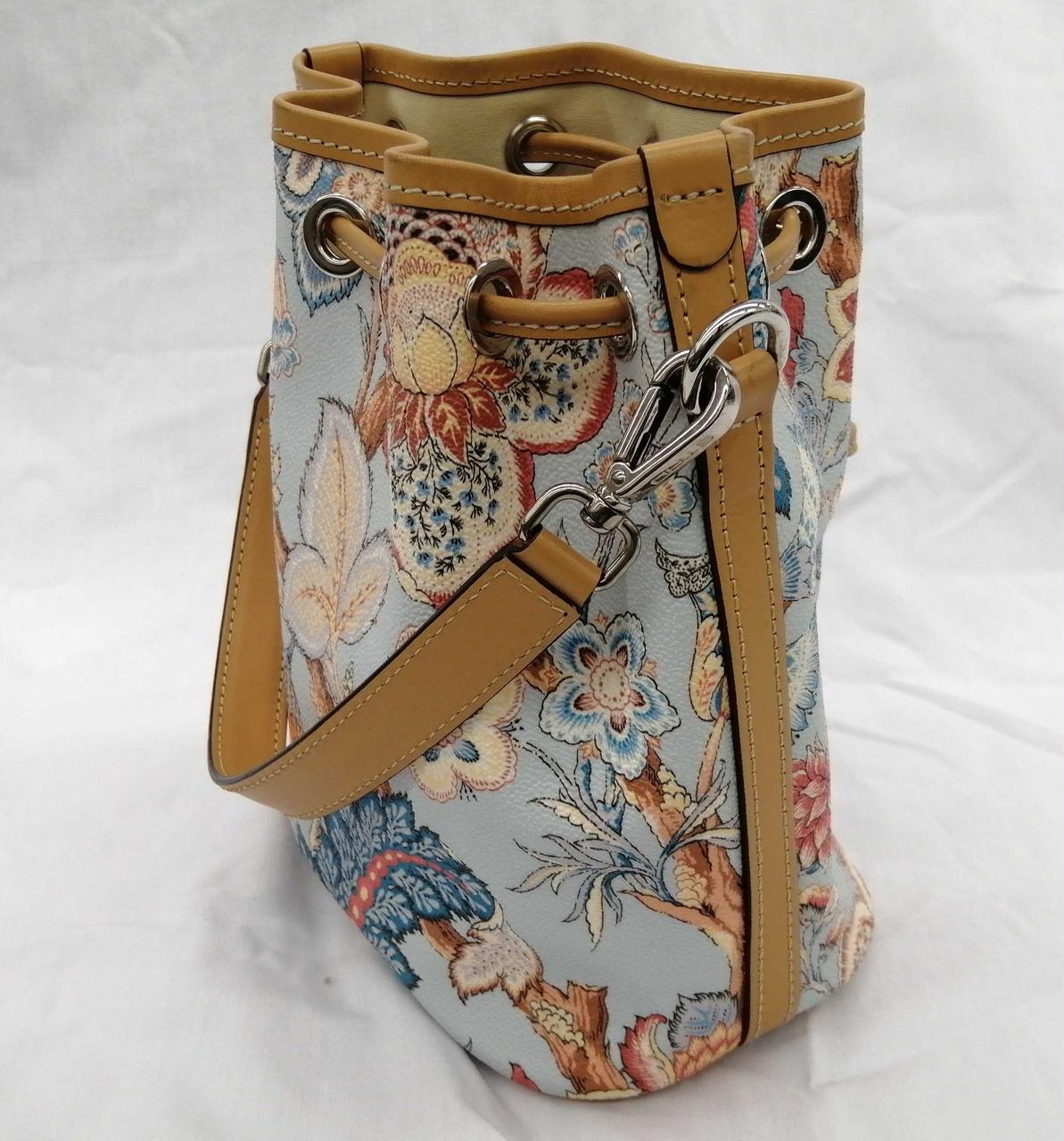 定価194000円♡新品♡カーフスキン♡ETRO エトロ 巾着 ショルダーバッグ 定価194000円♡新品♡カーフスキン♡ETRO エトロ 巾着