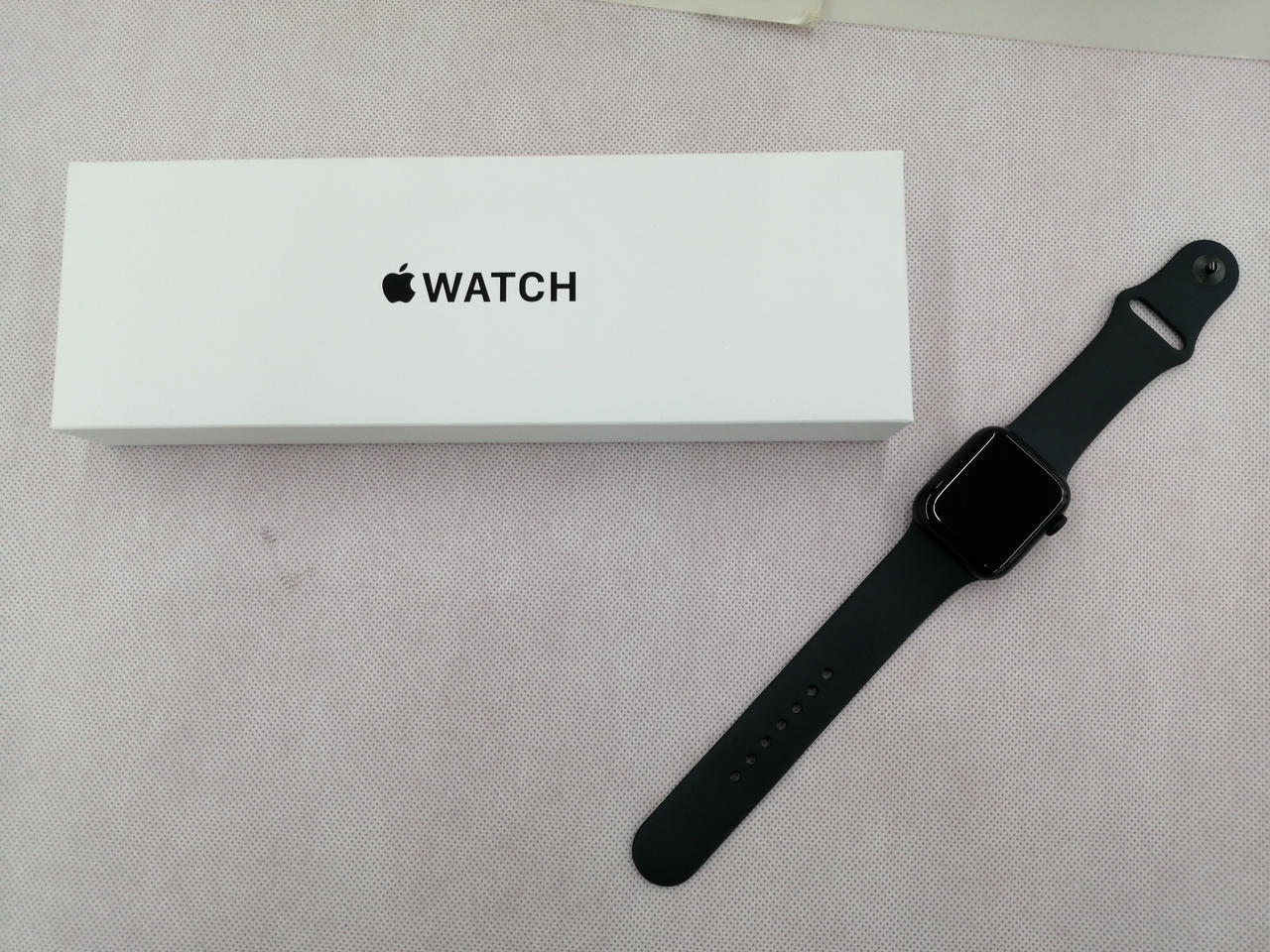 APPLE 型番：MXE93J/A APPLE WATCH