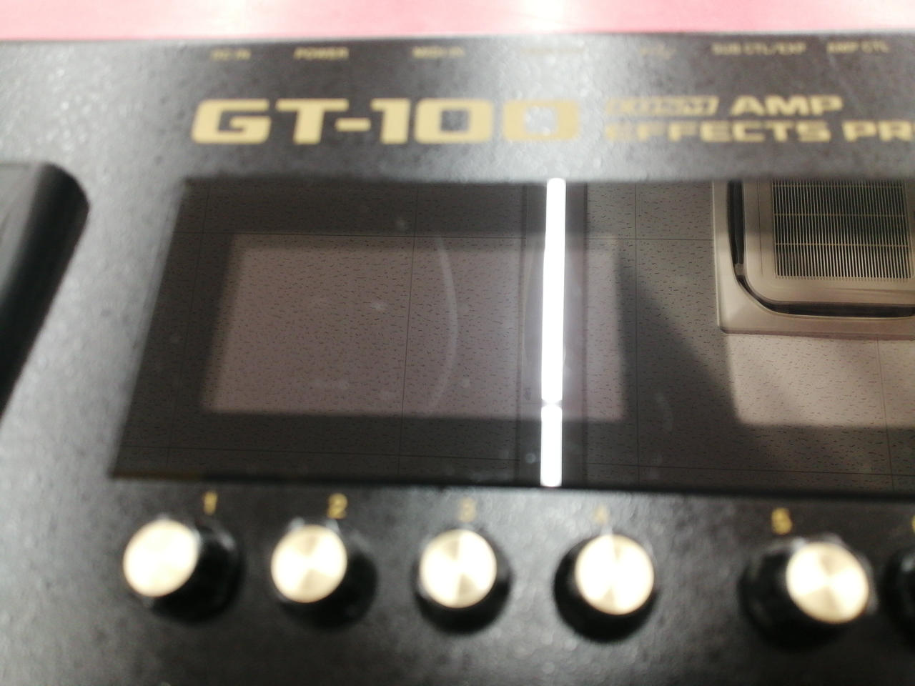 ディスプレイにキズ