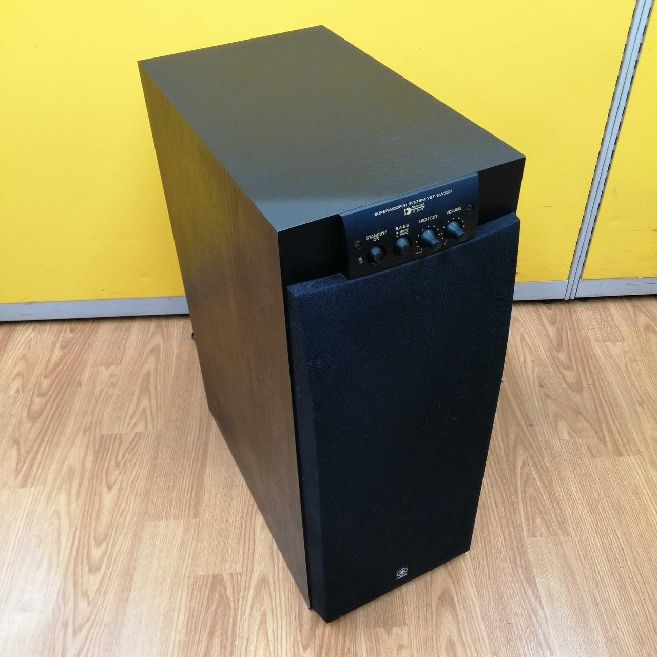 M6908 YAMAHA YST-SW305 サブウーファー YAMAHA YST-SW305 サブウーファー