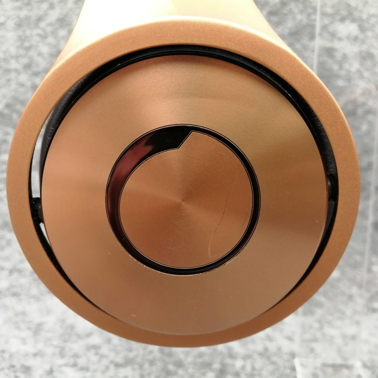 目立つキズあり