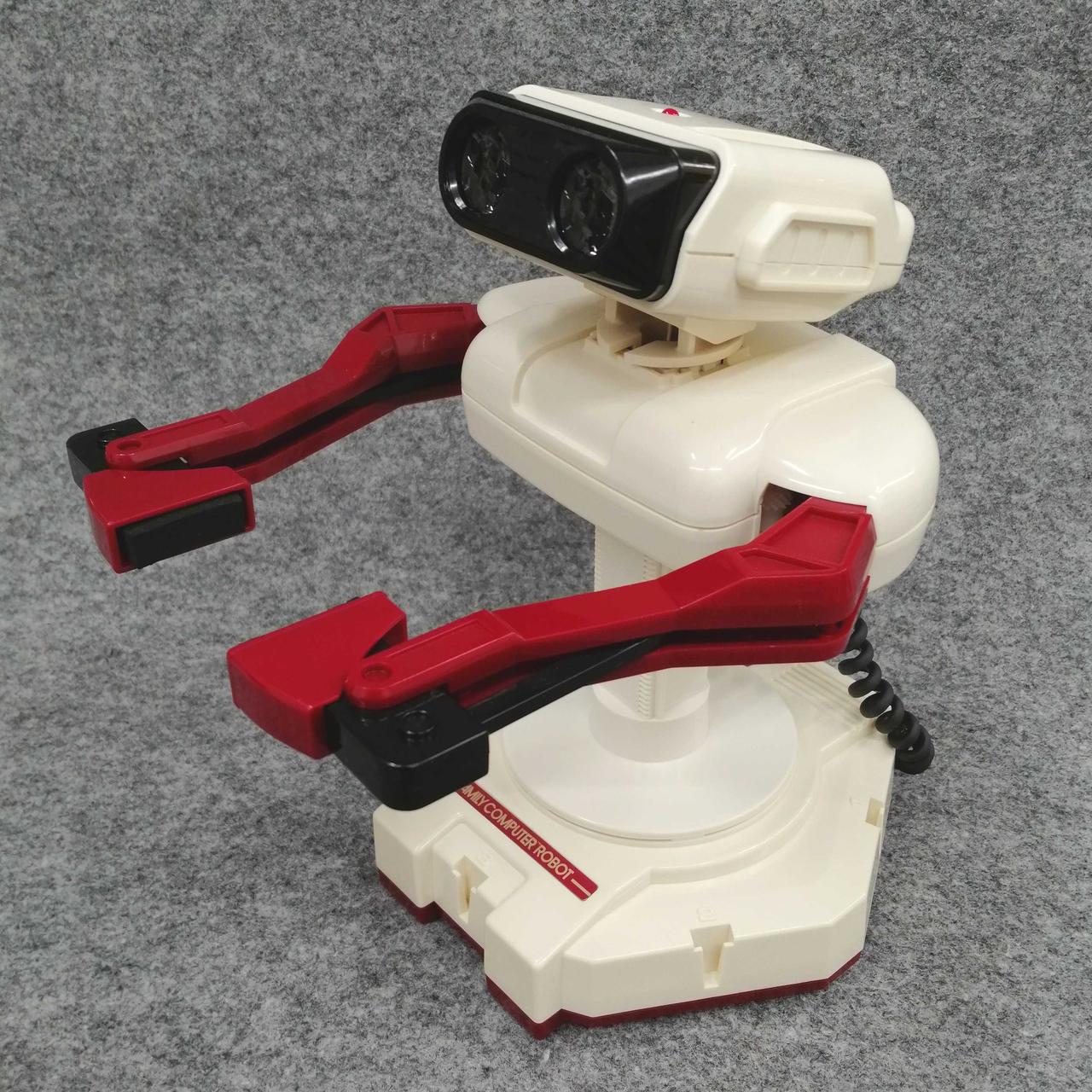 ファミリーコンピュータロボット/Nintendo/1985/レトロ/ジャンク ファミリーコンピュータロボット/Nintendo/1985/レトロ/ジャンク