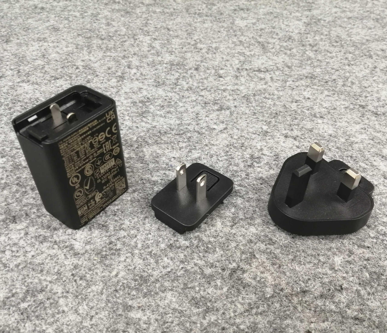 プラグは選択式です