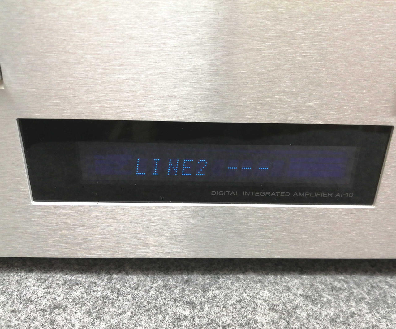 液晶パネルはメーカーにて交換済みです