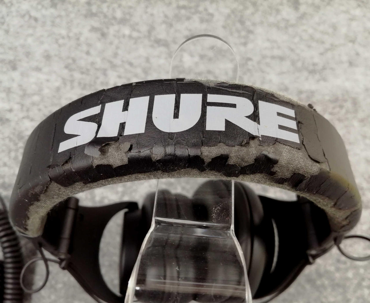 ヘッドバンド部劣化してます