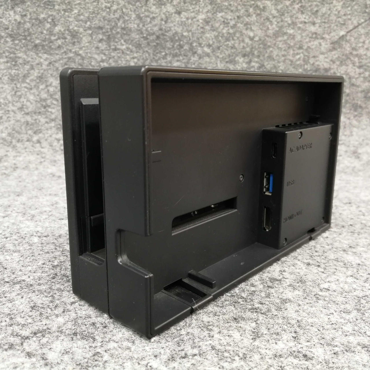 ドックの裏蓋ありません