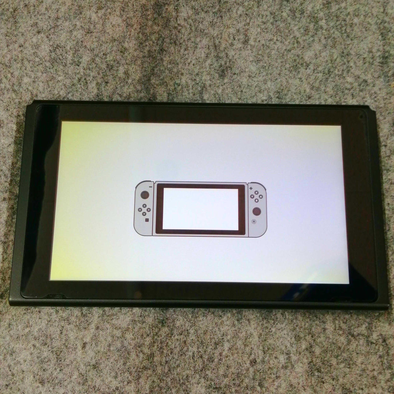 画面ヤケあります