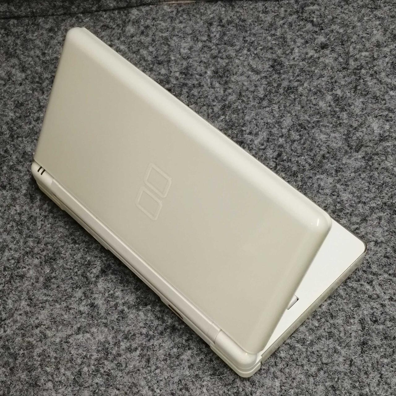 本体黄ばみあります