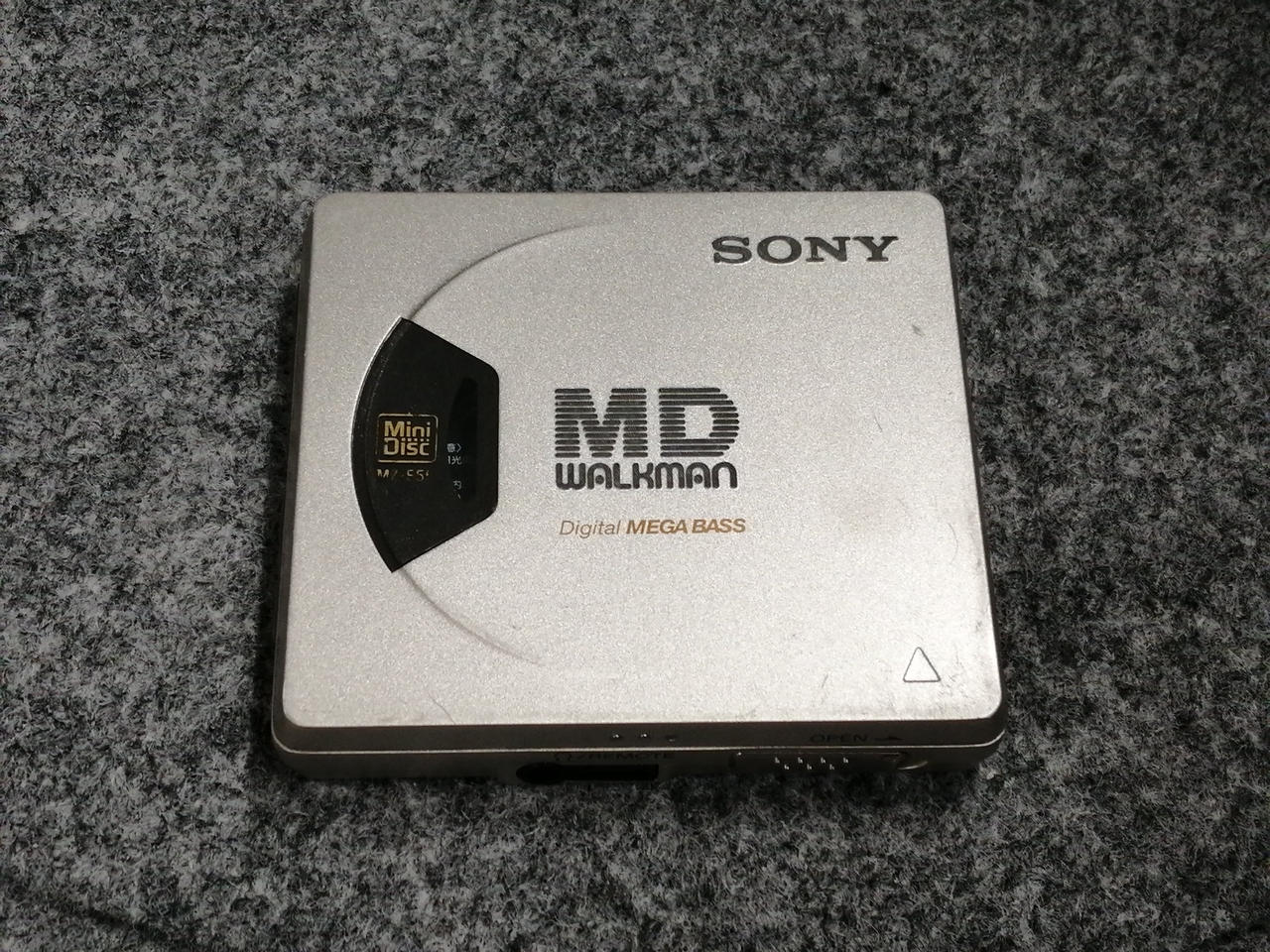 SONY　WALKMAN　　ソニー　ウォークマン　（ジャンク） SONY ウォークマン WALKMAN ZXシリーズ ブラック[64GB] : コジマ