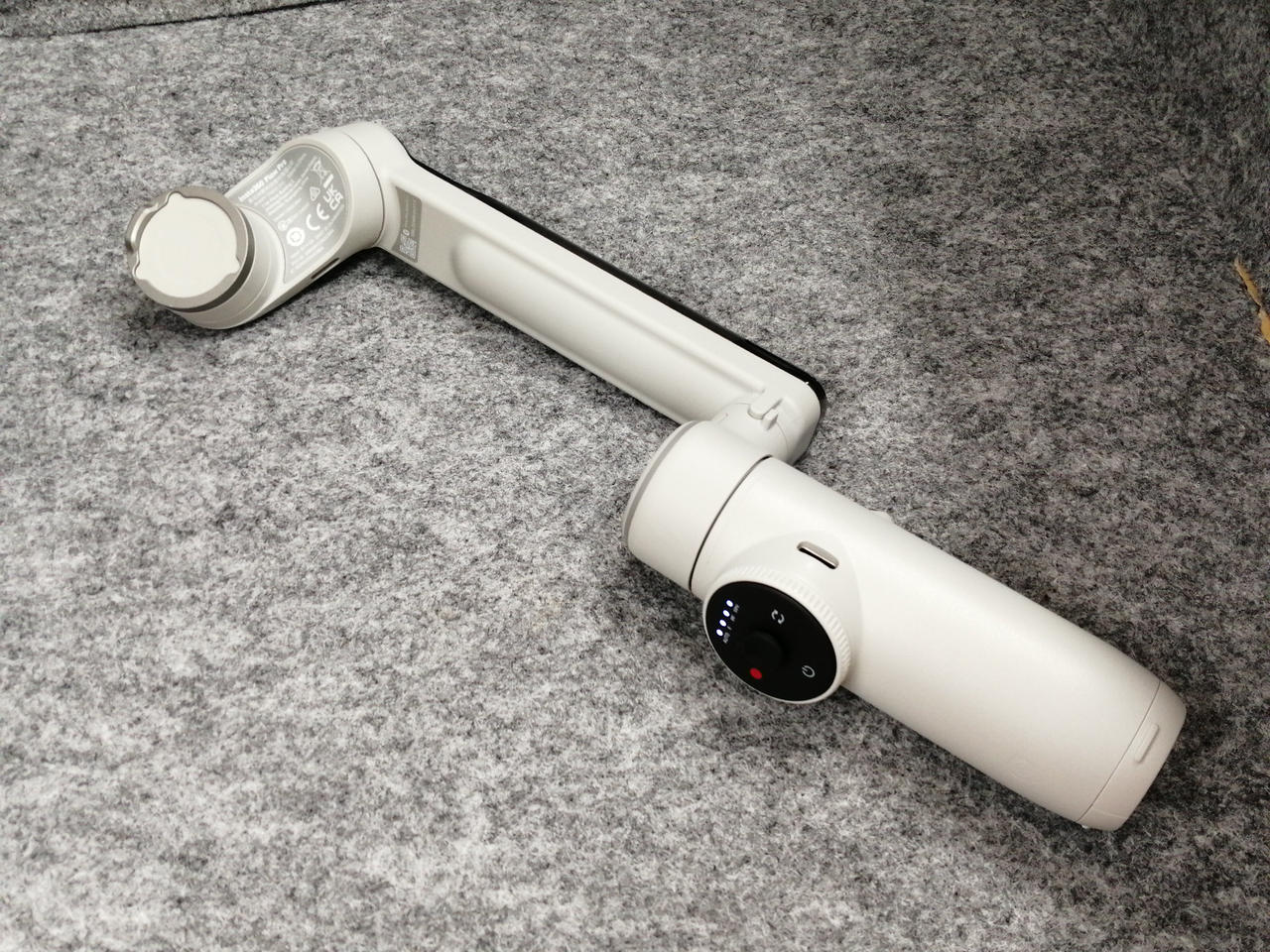美品】Insta360 Flow ホワイト 通常版