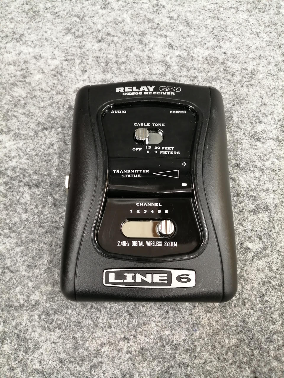 アンプに挿す側（親機）