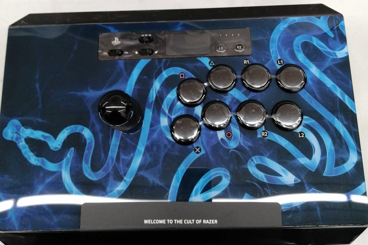 Razer RZ06-01690100-R3J1旧パンテラ Amazon | Razer Panthera