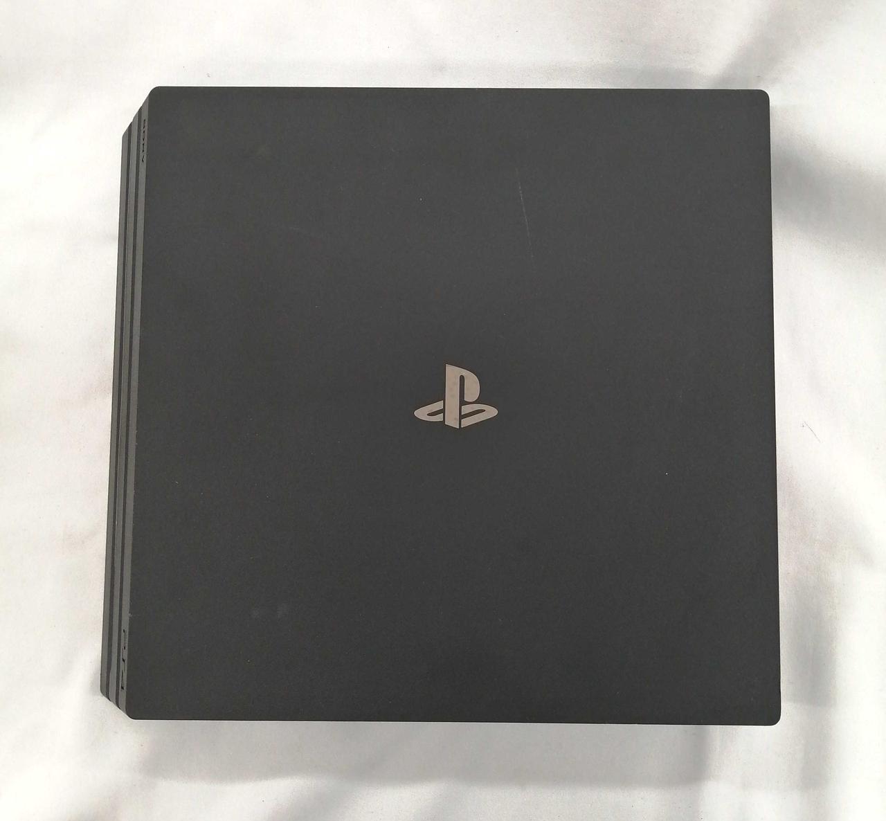 SONY ソニー/PlayStation4Pro レオリウスエディション/CUHJ-10020/564848/ゲーム機/Cランク/64【中古】 SONY ソニー/PlayStation4Pro レオリウスエディション/CUHJ