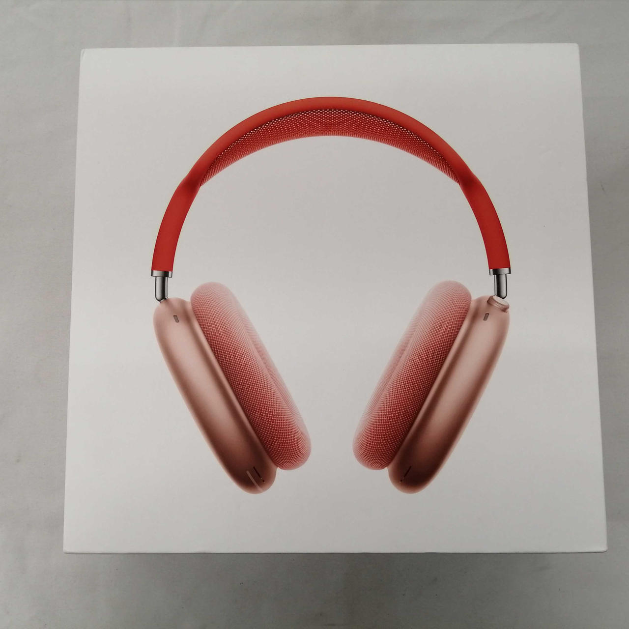 ヘッドホン airpods max red アップルの「AirPods Max」を1カ月ほど使ってみたら、大きな課題