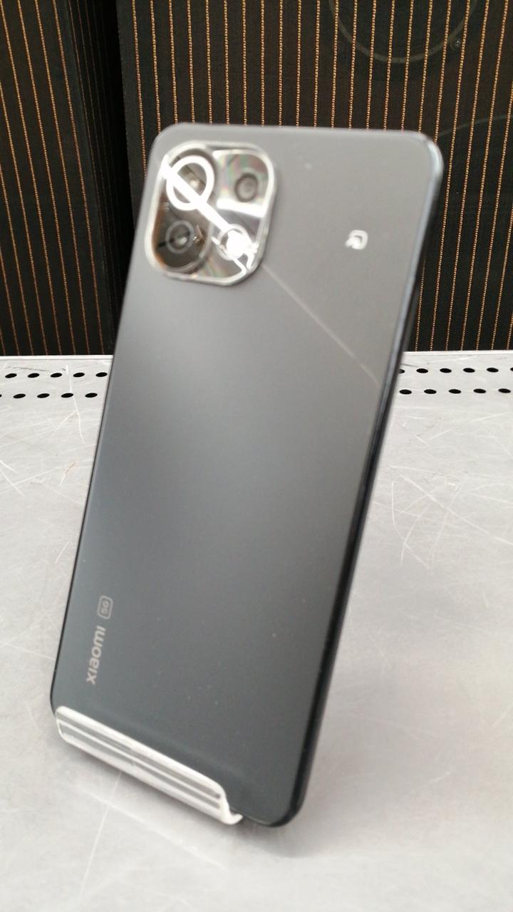 XIAOMI 型番：M2101K9R スマートフォン