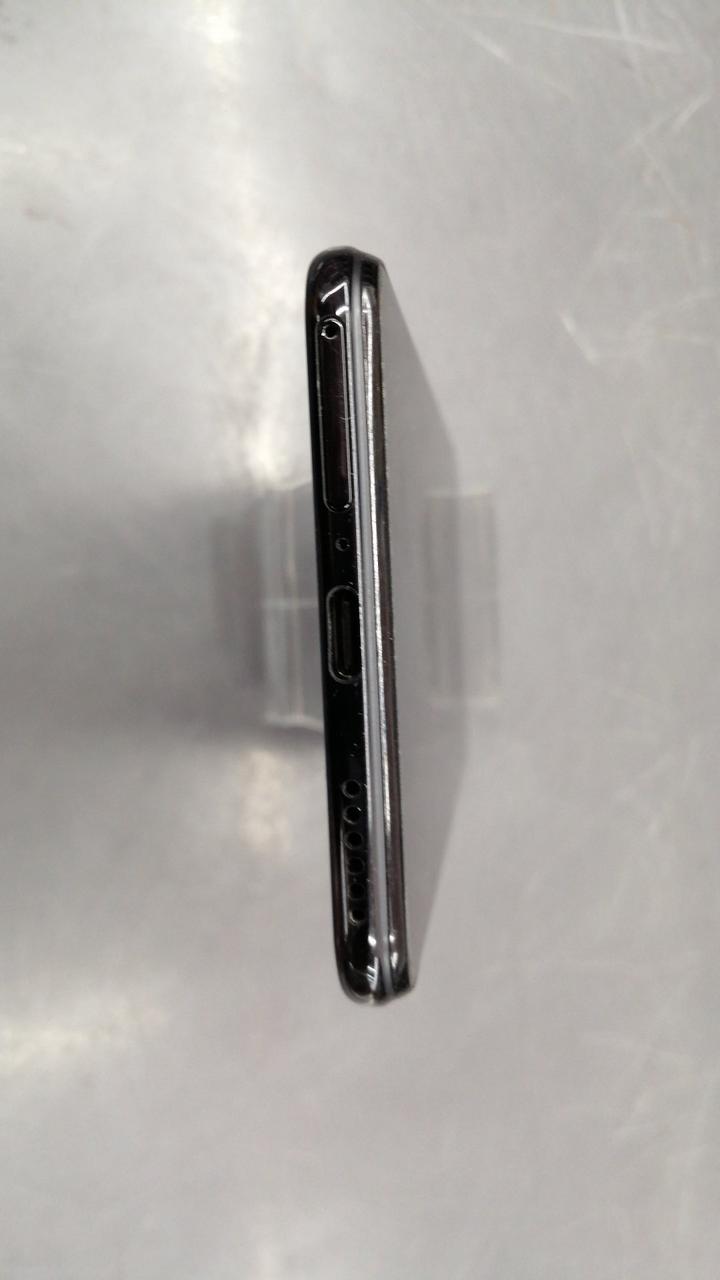 XIAOMI 型番：M2101K9R スマートフォン