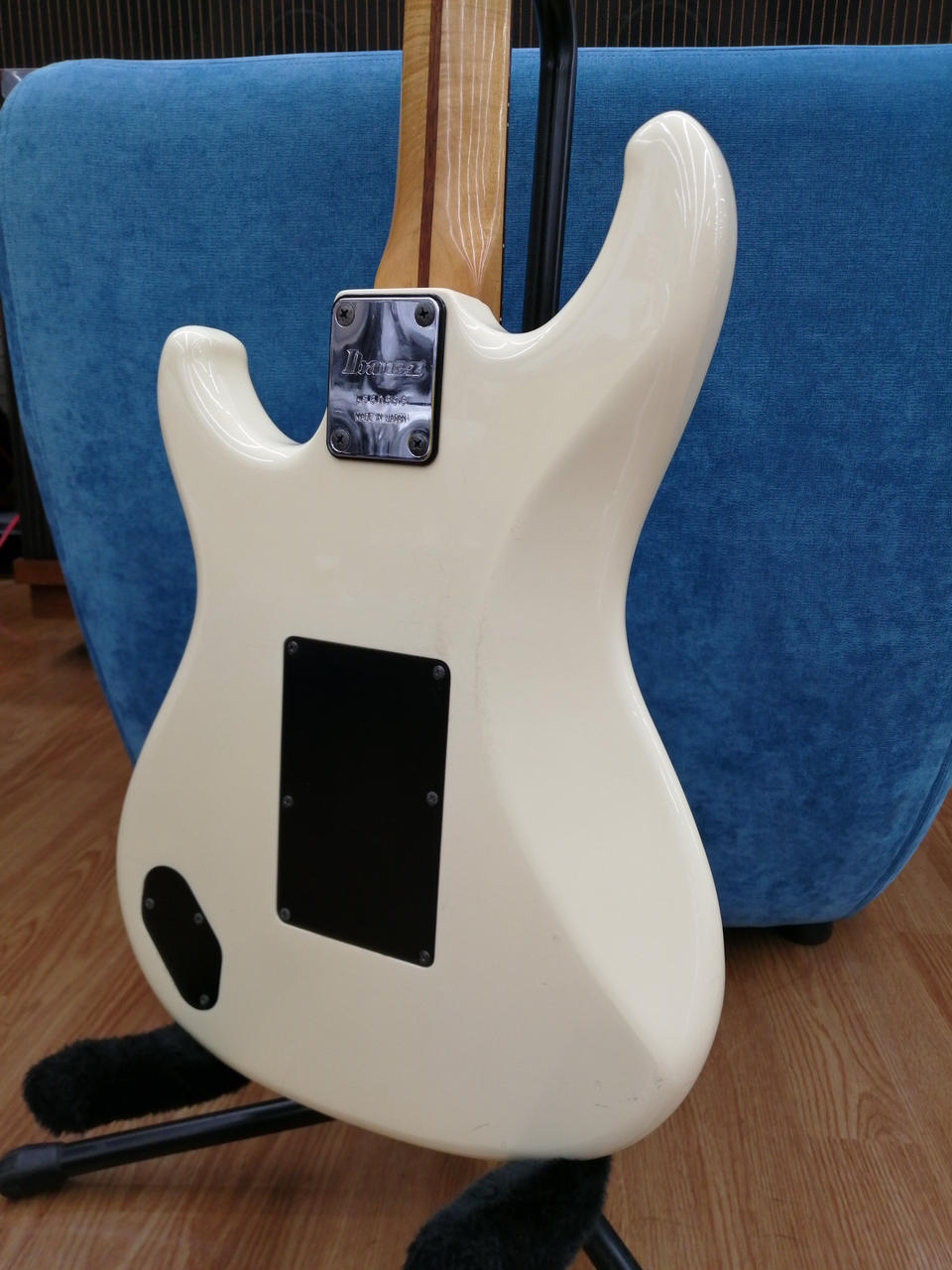 アイバニーズ(IBANEZ)|エレキギター|HARDOFFオフモール（オフモ