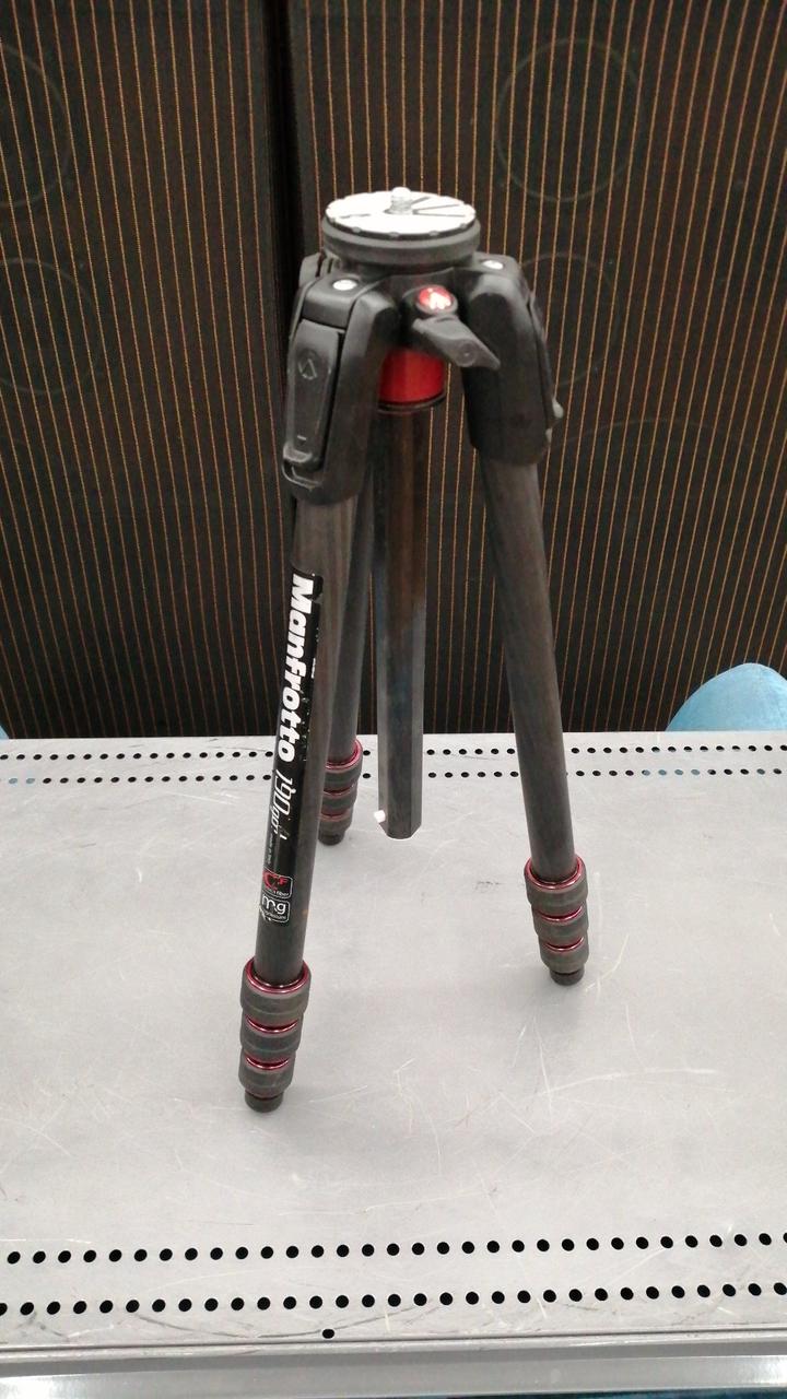「数量限定 在庫処分セール」 マンフロット(MANFROTTO)|三脚|HARDOFFオフモール（オフモ その他