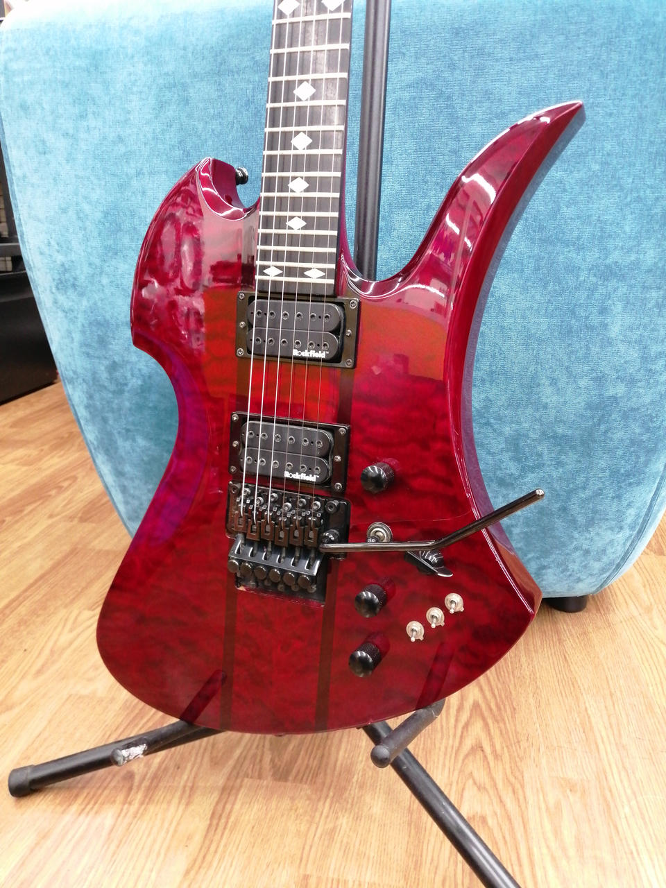 中古未開封エレキギター模型　B.C. Rich Mockingbird 中古未開封エレキギター模型 B.C. Rich Mockingbird