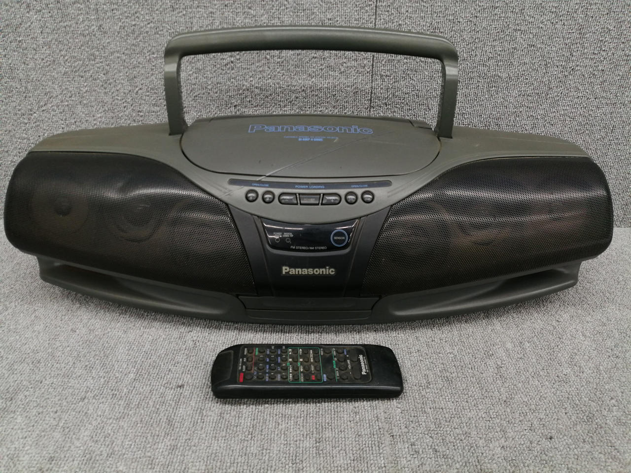 パナソニック CDラジカセ 2000年製 CD.ラジオ.カセット 作動確認済み パナソニック CDラジカセ 2000年製 CD.ラジオ.カセット 作動確認済み