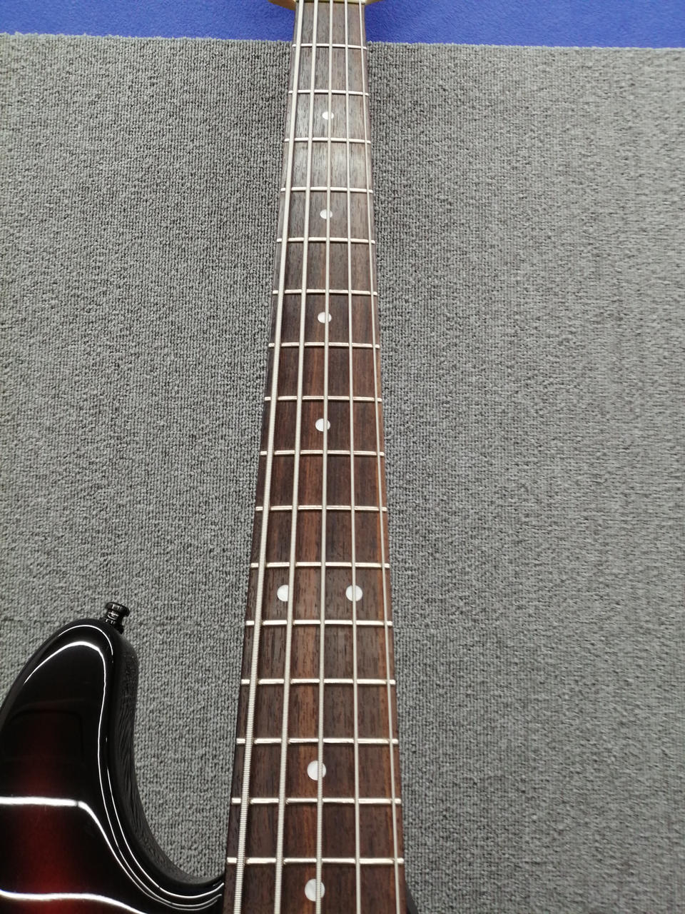 エレクトリックベース　コルト　Gシリーズ 2バンドEQ 新品弦に張り替え済み Fender FSR Made in Japan Hybrid II Precision Bass -Gun Metal