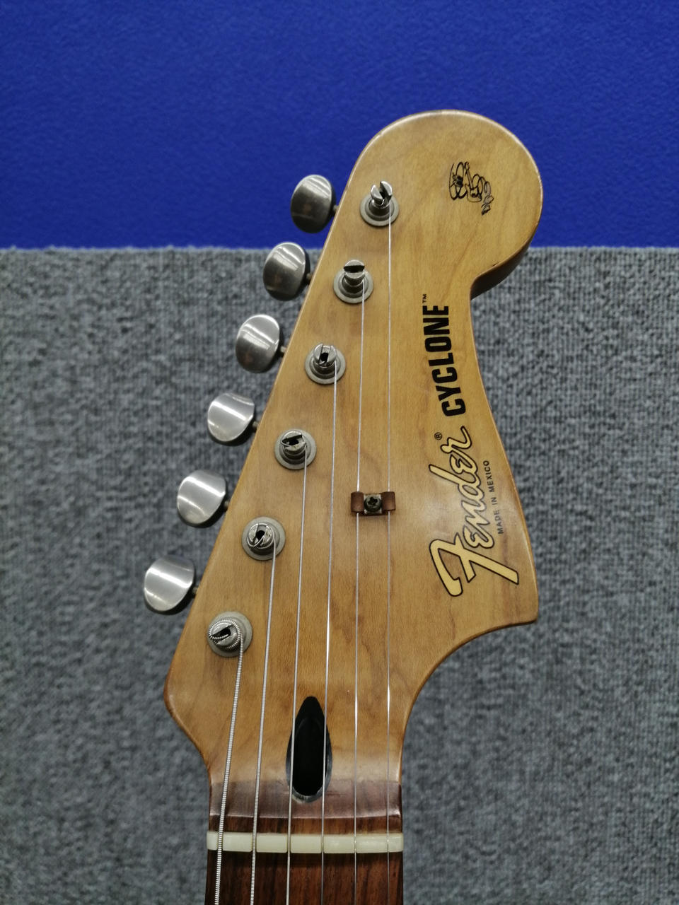 最終値下げ　フェンダー　サイクロン　メキシコ 中古】Fender / Cyclone Candy Apple Red (メキシコ製)[2004年製