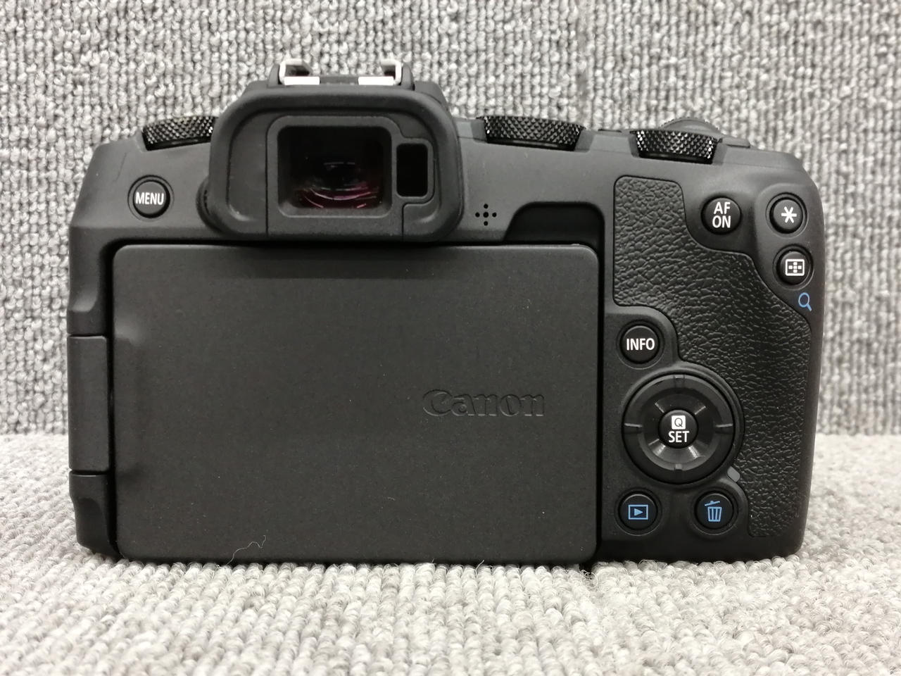 【美品】キヤノン　CANON　IID(改)　ボディ　純正本革速写ケース付き キヤノン(CANON)|ミラーレス一眼 ボディ|HARDOFFオフモール